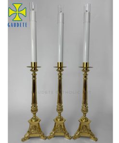 Chân Nến Dầu Đặt Bàn Thờ Hoặc Cung Thánh Hoặc Sử Dụng Trong Các Cuộc Rước